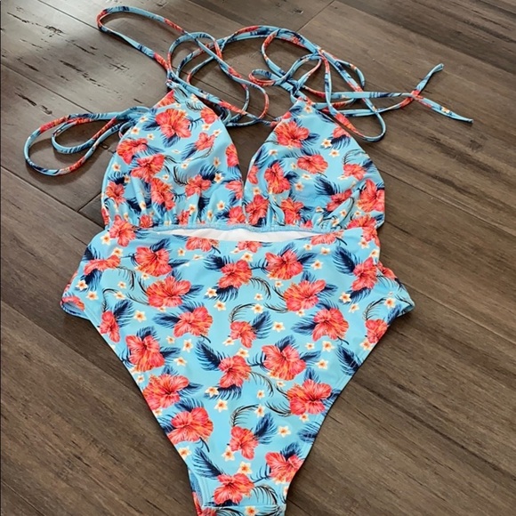 5 for $25 Tropical print halter one piece swim suit - Picture 4 of 4